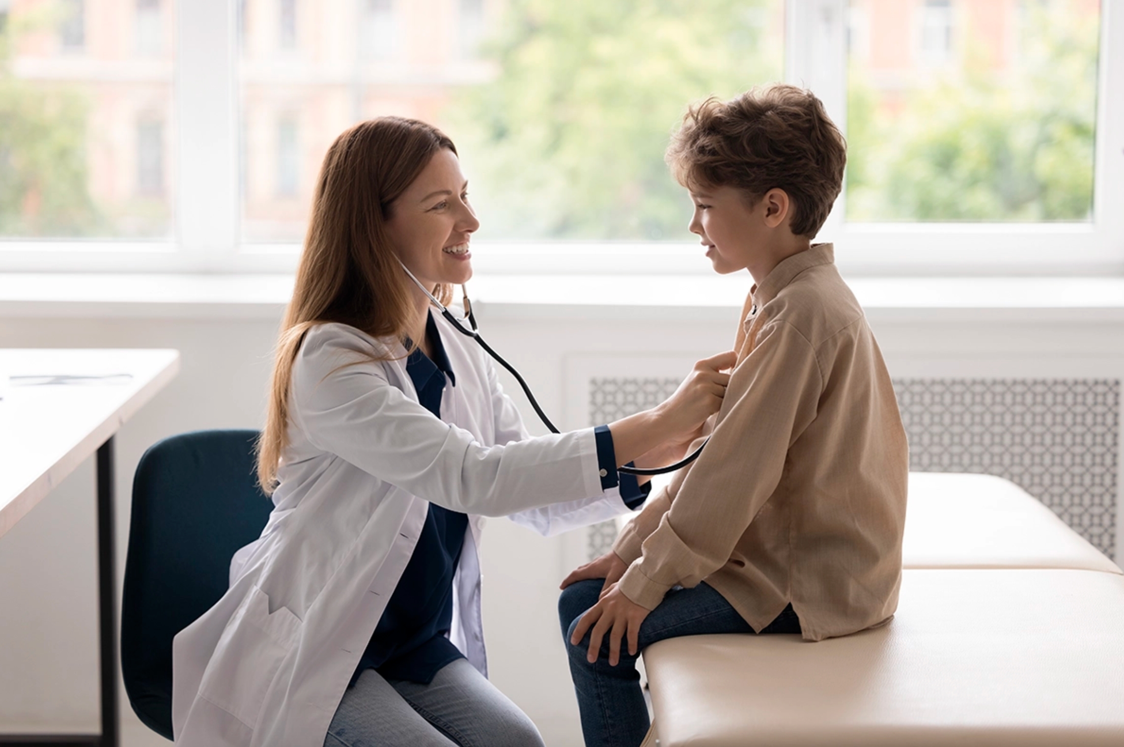 Queimadas e Saúde Infantil: Riscos, Sintomas e Cuidados Respiratórios com Dicas do Dr. Mário Carpi
